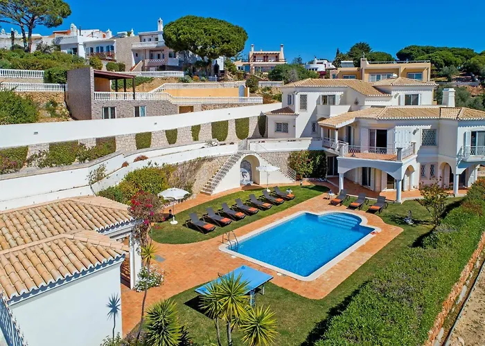 Villa Tess By *